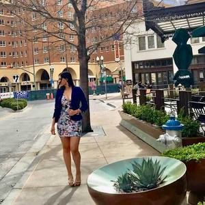 Meet your Posher, Claudia